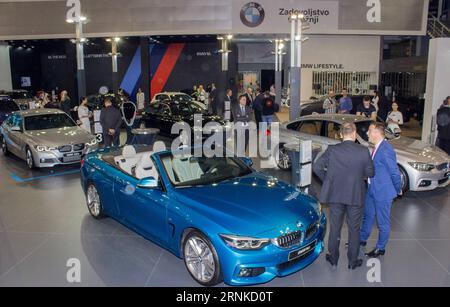 (170324) -- BELGRADO, 24 marzo 2017 -- le persone visitano il 53° Salone dell'automobile di Belgrado a Belgrado, Serbia, il 23 marzo 2017. Il 53° Salone dell'automobile di Belgrado con 34 marchi automobilistici in mostra è stato inaugurato giovedì alla Fiera di Belgrado. ) (Zhf) SERBIA-BELGRADO-CAR SHOW NemanjaxCabric PUBLICATIONxNOTxINxCHN BELGRADO 24 marzo 2017 le celebrità visitano il 53° Salone dell'automobile di Belgrado a Belgrado Serbia IL 23 marzo 2017 il 53° Salone dell'automobile di Belgrado con 34 marchi Automobiles IN esposizione è stato inaugurato giovedì ALLA Fiera di Belgrado Serbia Belgrade Car Show NemanjaxCabric PUBLICATIONXNOTxINXCHN Foto Stock