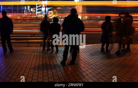 (170329) -- TAIPEI, 29 marzo 2017 -- luci colorate illuminano il centro di Taipei, nel sud-est della Cina, Taiwan, 28 marzo 2017. ) (Ry) CINA-TAIPEI-VISTA NOTTURNA (CN) OuxDongqu PUBLICATIONxNOTxINxCHN Taipei marzo 29 2017 luci colorate illuminano il centro di Taipei nel sud-est della Cina TAIWAN marzo 28 2017 Ry China Taipei Night View CN OuxDongqu PUBLICATIONxNOTxINxCHN Foto Stock