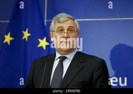 (170329) -- BRUXELLES, 29 marzo 2017 -- il presidente del Parlamento europeo Antonio Tajani interviene durante una conferenza stampa congiunta sulla prima valutazione delle conseguenze dell'attivazione dell'articolo 50 del trattato di Lisbona da parte del governo britannico, al Parlamento europeo a Bruxelles, in Belgio, il 29 marzo 2017. Il Regno Unito mercoledì ha ufficialmente avviato lo storico processo di uscita dall'Unione europea (UE), in quanto la lettera firmata dal primo ministro Theresa May viene inviata ai leader del blocco. ) BELGIO-BRUXELLES-UE-PARLAMENTO-BREXIT YexPingfan PUBLICATIONxNOTxINxCHN Bruxelles marzo 29 2017 Parlamento europeo Foto Stock