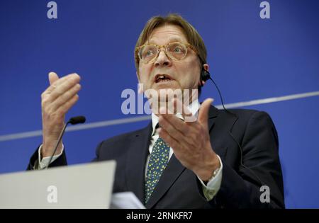 (170329) -- BRUXELLES, 29 marzo 2017 -- Guy Verhofstadt, il capo negoziatore del Parlamento europeo sulla Brexit, interviene durante una conferenza stampa congiunta sulla prima valutazione delle conseguenze dell'attivazione dell'articolo 50 del trattato di Lisbona da parte del governo britannico, al Parlamento europeo a Bruxelles, in Belgio, il 29 marzo 2017. Il Regno Unito mercoledì ha ufficialmente avviato lo storico processo di uscita dall'Unione europea (UE), in quanto la lettera firmata dal primo ministro Theresa May viene inviata ai leader del blocco. ) BELGIO-BRUXELLES-UE-PARLAMENTO-BREXIT YexPingfan PUBLICATIONxNOTxINxCHN Bruxelles marzo 29 2017 E. Foto Stock