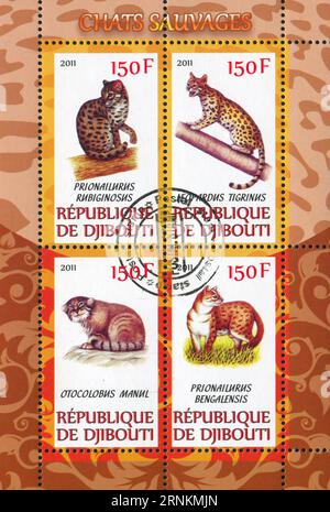 GIBUTI - CIRCA 2011: Timbro stampato da Gibuti, mostra animale, circa 2011 Foto Stock