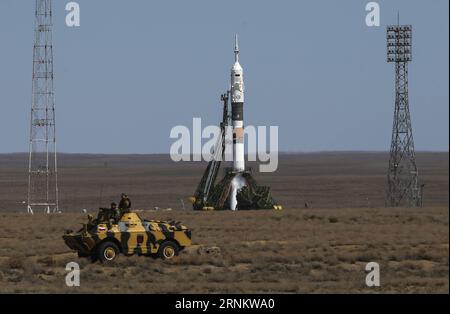 Bilder des Tages (170420) -- COSMODROMO DI BAIKONUR, 20 aprile 2017 -- la navicella spaziale Soyuz MS-04 della Russia è vista prima del lancio al cosmodromo di Baikonur in Kazakistan il 20 aprile 2017. La Russia giovedì ha lanciato con successo la sua navicella spaziale Soyuz MS-04 che trasporta due astronauti alla stazione spaziale Internazionale (ISS), ha detto Roscosmos. KAZAKISTAN-BAIKONUR COSMODROME-SOJUZ - LANCIO DELLA NAVICELLA Mikheev PUBLICATIONxNOTxINxCHN immagini il giorno del cosmodromo di Baikonur 20 aprile 2017 la navicella spaziale Soyuz MS 04 della Russia È Laghi prima del lancio AL cosmodromo di Baikonur in Kazakistan SU Un Foto Stock