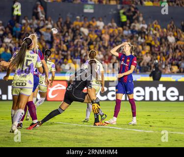 Monterrey, Messico. 1 settembre 2023. Monterrey, Messico, 1 settembre 2023: Caroline Hansen (10 FC Barcelona) reagisce di non aver colto l'occasione di un gol in un'amichevole di pre-stagione tra FC Barcelona e UANL Tigres a Monterrey, Nuevo Leon, Messico. (Elyanna Garcia/SPP) credito: SPP Sport Press Photo. /Alamy Live News Foto Stock