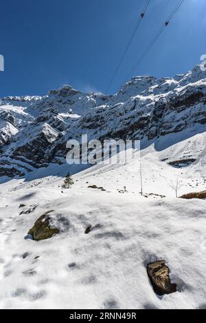 Le cime innevate del monte Saentis nelle Alpi Appenzell, vista dallo Schwaegalp, Appenzell Ausserrhoden, Svizzera Foto Stock