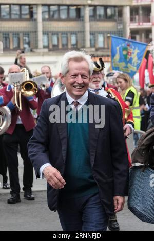 Gloucester, Glos, Regno Unito. 2 settembre 2023. Ogni anno la gente di Gloucester eleggeva un sindaco aggiuntivo ma finto per celebrare il contributo di un cittadino alla città. Deputato locale Richard Graham (con). Crediti: JMF News/Alamy Live News Foto Stock