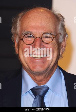 **FOTO DEL FILE** Jimmy Buffett è morto. BEVERLY HILLS, CA - 22 FEBBRAIO: Jimmy Buffett al Vanity Fair Oscar Party 2015 al Wallis Anneberg Center for the Performing Arts il 22 febbraio 2015 a Beverly Hills, California. Credito: PGSK/MediaPunch Foto Stock