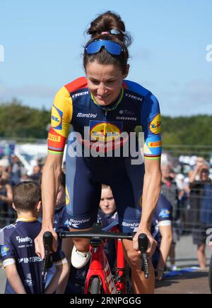 Plouay, Francia. 2 settembre 2023. Elizabeth Deignan di Lidl - Trek durante la Classic Lorient Agglomération - Trophée Ceratizit, gara ciclistica UCI Women's World Tour il 2 settembre 2023 a Plouay, Francia. Foto di Laurent Lairys/ABACAPRESS.COM Credit: Abaca Press/Alamy Live News Foto Stock