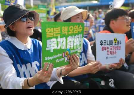 Seoul, Corea del Sud. 2 settembre 2023. La gente partecipa a una manifestazione per protestare contro il dumping giapponese di acque reflue contaminate dal nucleare nell'oceano, a Seul, Corea del Sud, 2 settembre 2023. Crediti: Yang Chang/Xinhua/Alamy Live News Foto Stock