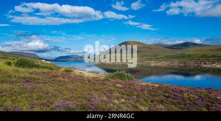 Loch Glascarnoch a Ross e Cromarty, Highlands scozzesi Foto Stock