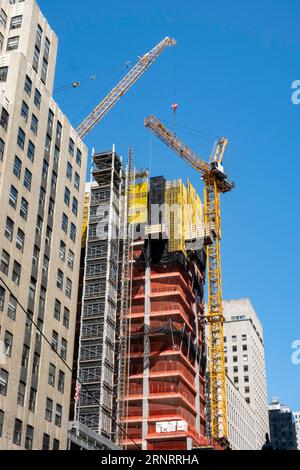 520 Fifth Avenue è un superalto in costruzione a Midtown Manhattan, New York, USA 2023 Foto Stock