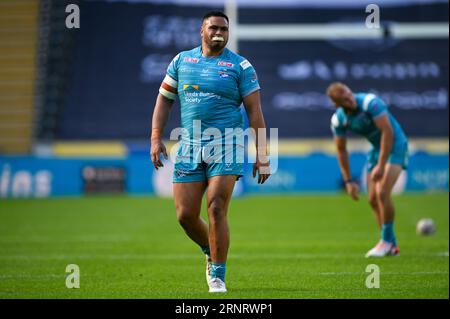 Sam Lisone #15 del Leeds Rhinos durante la partita Betfred Super League Round 24 Hull FC vs Leeds Rhinos al MKM Stadium di Hull, Regno Unito, 2 settembre 2023 (foto di Craig Cresswell/News Images) Foto Stock