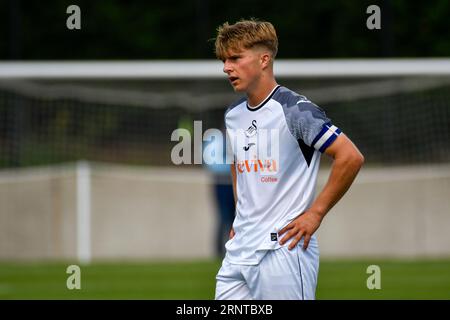 Swansea, Galles. 2 settembre 2023. Callum Deacon di Swansea City durante la partita Under 18 Professional Development League Cup tra Swansea City e Cardiff City alla Swansea City Academy di Swansea, Galles, Regno Unito, il 2 settembre 2023. Crediti: Duncan Thomas/Majestic Media/Alamy Live News. Foto Stock