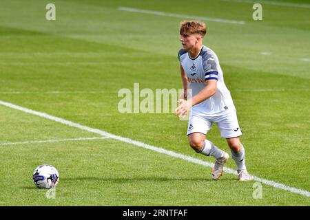 Swansea, Galles. 2 settembre 2023. Callum Deacon di Swansea City durante la partita Under 18 Professional Development League Cup tra Swansea City e Cardiff City alla Swansea City Academy di Swansea, Galles, Regno Unito, il 2 settembre 2023. Crediti: Duncan Thomas/Majestic Media/Alamy Live News. Foto Stock