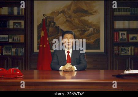 Bilder des Tages (171231) -- PECHINO, 31 dicembre 2017 () -- il presidente cinese Xi Jinping tiene un discorso di Capodanno per estendere i saluti di Capodanno a tutti i cinesi, e auguri agli amici di tutto il mondo, a Pechino, capitale della Cina, 31 dicembre 2017. ()(wjq) CHINA-BEIJING-XI JINPING-NEW YEAR SPEECH (CN) Xinhua PUBLICATIONxNOTxINxCHN Foto Stock