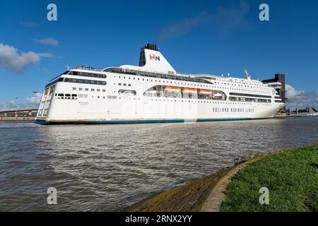 Holland Norway Lines effettua il traghetto «Romantika» nel porto di Emden, Germania Foto Stock