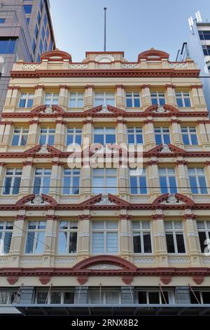 914 il 1908 d.C. eresse la facciata dell'edificio Rocke Tompsitt con dettagli rinascimentali, Flinders Street. Melbourne-Australia. Foto Stock