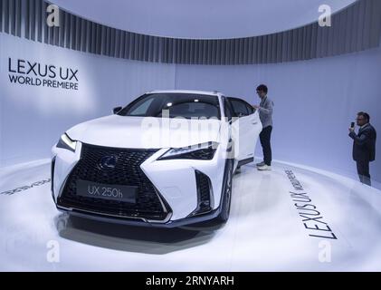 (180307) -- GINEVRA, 7 marzo 2018 -- foto scattata il 7 marzo 2018 mostra la Lexus UX al 88° Salone Internazionale dell'automobile di Ginevra, in Svizzera. Il Motor Show, che attrae più di 180 espositori dal mondo, sarà aperto al pubblico dall'8 al 18 marzo 2018. )(zf) SVIZZERA-GINEVRA-MOTOR SHOW XuxJinquan PUBLICATIONxNOTxINxCHN Foto Stock