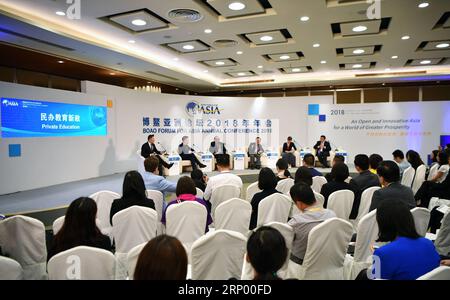 (180411) -- BOAO, aprile 11,2018 -- la sessione di educazione privata si tiene durante la Conferenza annuale del Forum di Boao per l'Asia 2018 a Boao, nella provincia di Hainan nella Cina meridionale, 11 aprile 2018. ) (Wyl) CHINA-BOAO FORUM FOR ASIA-PRIVATE EDUCATION (CN) GuoxCheng PUBLICATIONxNOTxINxCHN Foto Stock