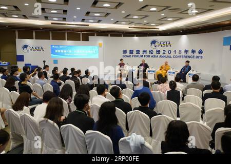 (180411) -- BOAO, 11 aprile 2018 -- la sessione del dialogo dei leader religiosi si tiene durante la Conferenza annuale del Forum di Boao per l'Asia 2018 a Boao, nella provincia di Hainan nella Cina meridionale, 11 aprile 2018. ) (WYL) CHINA-BOAO FORUM FOR ASIA-RELIGIOUS LEADERS-DIALOG(CN) XINGXGUANGLI PUBLICATIONXNOTXINXCHN Foto Stock