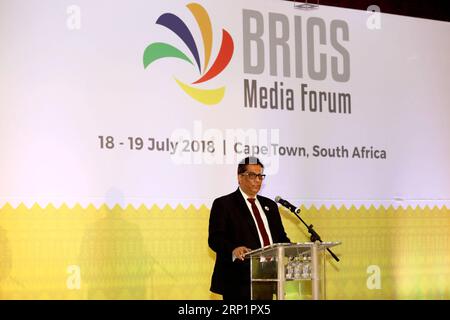 (180719) - CITTÀ DEL CAPO, 19 luglio 2018 - Iqbal Surve, co-presidente del BRICS Media Forum e presidente esecutivo dell'Independent Media del Sudafrica, tiene un discorso durante il BRICS Media Forum a città del Capo, in Sudafrica, il 19 luglio 2018. Il forum BRICS Media 2018 si è concluso giovedì dopo che i leader delle organizzazioni dei media mainstream hanno concordato un piano d'azione per promuovere la cooperazione mediatica nel periodo 2018-2019. )(rh) SUD AFRICA-CITTÀ DEL CAPO-BRICS MEDIA FORUM WangxTeng PUBLICATIONxNOTxINxCHN Foto Stock