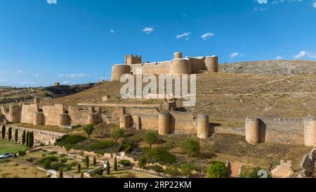 Vista sul bellissimo castello di Berlanga de Duero nella provincia di Soria, Spagna. Foto Stock