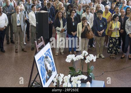 (180820) -- GINEVRA, 20 agosto 2018 -- la gente partecipa a una cerimonia commemorativa per rendere omaggio all'ex Segretario generale delle Nazioni Unite Kofi Annan, al Palais des Nations, a Ginevra, in Svizzera, 20 agosto 2018. L'ex segretario generale delle Nazioni Unite Kofi Annan è morto sabato all'età di 80 anni. )(rh) SVIZZERA-GINEVRA-KOFI ANNAN XuxJinquan PUBLICATIONxNOTxINxCHN Foto Stock