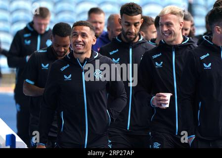 James Tavernier dei Rangers arriva davanti al cinch Premiership match all'Ibrox Stadium di Glasgow. Data foto: Domenica 3 settembre 2023. Foto Stock