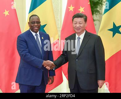 News Bilder des Tages (180902) -- PECHINO, 2 settembre 2018 -- il presidente cinese Xi Jinping (R) incontra il suo omologo senegalese Macky Sall nella grande sala del popolo di Pechino, capitale della Cina, 2 settembre 2018. )(mcg) CINA-PECHINO-XI RIUNIONE DEL PRESIDENTE JINPING-SENEGALESE (CN) GaoxJie PUBLICATIONxNOTxINxCHN Foto Stock