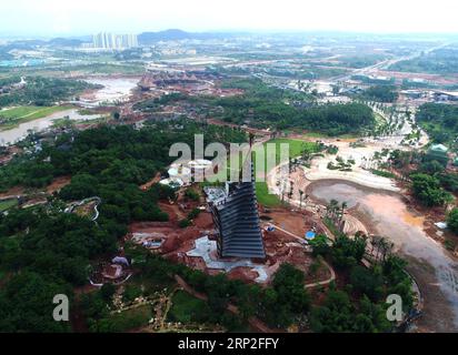 (180902) -- NANNING, 2 settembre 2018 -- foto aerea scattata il 2 settembre 2018 mostra il cantiere della 12th China (Nanning) International Garden Expo nella regione autonoma del Guangxi Zhuang nel sud della Cina. La Garden expo si terrà a Nanning nel dicembre del 2018.) (Zyd) CHINA-NANNING-GARDEN EXPO (CN) ZhouxHua PUBLICATIONxNOTxINxCHN Foto Stock