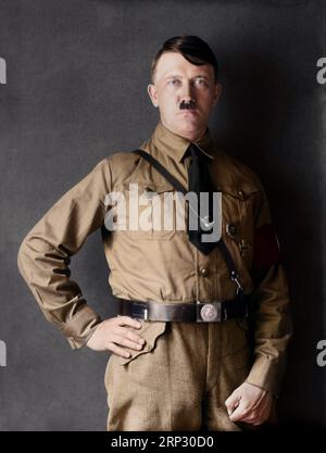 Adolf Hitler in divisa militare NSDAP nel 1930s. Fotografo: Heinrich Hoffmann. Foto Stock