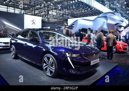 (181004) -- PARIGI, 4 ottobre 2018 -- la nuova Peugeot S 508 SW GT è visibile durante il press day del Salone dell'automobile di Parigi, in Francia, il 3 ottobre 2018. ) (yk) MOSTRA AUTOMOBILISTICA FRANCIA-PARIGI-PARIGI ChenxYichen PUBLICATIONxNOTxINxCHN Foto Stock