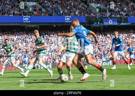 Glasgow, Regno Unito. 3 settembre 2023. Nella prima partita "Old Firm" della stagione 2023/24, i Rangers giocarono il Celtic all'Ibrox Stadium, Glasgow, Scozia, Regno Unito. Celtic, prima della partita sono solo 1 punto avanti rispetto ai Rangers e il resullt sarà importante per entrambe le squadre. Crediti: Findlay/Alamy Live News Foto Stock