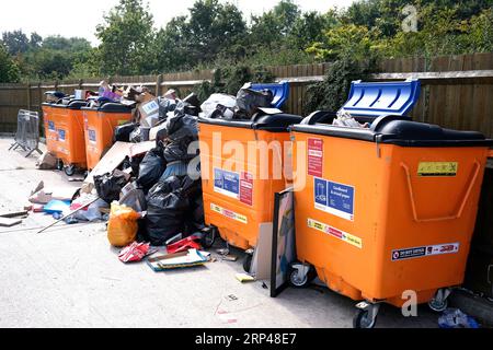 bidoni riciclati a herne bay town, thanet, east kent, uk, 3 settembre 2023 Foto Stock