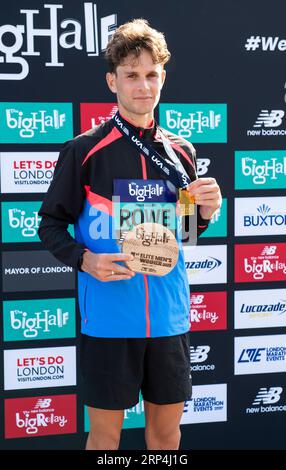 Londra, Regno Unito. 3 settembre 2023. Jack Rowe di GB & NI vince la sua prima Big Half Marathon, Cut Sark, Greenwich, Londra Regno Unito domenica 3 settembre 2023. Foto di Gary Mitchell/Alamy Live News Foto Stock