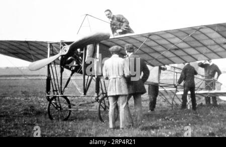 GNOME-Bleriot monoplano alla Eastbourne Aviation Company, Eastbourne, inizio anni '1900 Foto Stock