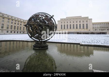 (181120) -- GINEVRA, 20 novembre 2018 -- foto scattata il 20 novembre 2018 mostra il Palais des Nations, la sede delle Nazioni Unite a Ginevra, Svizzera. La città svizzera di Ginevra è stata testimone della prima neve quest'inverno.) (dhf) SVIZZERA-GINEVRA-NEVE XuxJinquan PUBLICATIONxNOTxINxCHN Foto Stock