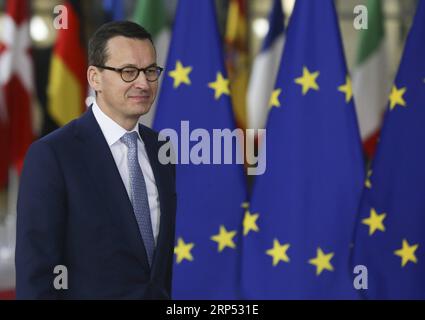 (181125) -- BRUXELLES, 25 novembre 2018 -- il primo ministro polacco Mateusz Morawiecki arriva a un vertice speciale sulla Brexit a Bruxelles, in Belgio, 25 novembre 2018. ) BELGIO-BRUXELLES-UE-BREXIT-SUMMIT YexPingfan PUBLICATIONxNOTxINxCHN Foto Stock