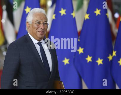 (181125) -- BRUXELLES, 25 novembre 2018 -- il primo ministro portoghese Antonio Costa arriva ad un vertice speciale sulla Brexit a Bruxelles, in Belgio, 25 novembre 2018. ) BELGIO-BRUXELLES-UE-BREXIT-SUMMIT YexPingfan PUBLICATIONxNOTxINxCHN Foto Stock