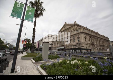 (181127) -- BUENOS AIRES, 27 novembre 2018 -- foto scattata il 27 novembre 2018 mostra il Teatro Colon a Buenos Aires, Argentina. Il 13° vertice del G20, sotto il tema di costruire il consenso per lo sviluppo equo e sostenibile, si terrà per la prima volta in un paese sudamericano da venerdì a sabato. ) ARGENTINA-BUENOS AIRES-G20 SUMMIT-PREPARATIVI LIXMING PUBLICATIONXNOTXINXCHN Foto Stock