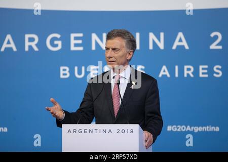 (181202) -- BUENOS AIRES, 2 dicembre 2018 -- il presidente argentino Mauricio Macri tiene una conferenza stampa durante il tredicesimo vertice del gruppo dei 20 (G20) a Buenos Aires, Argentina, il 1 dicembre 2018. Il 13° vertice del G20 si è concluso qui sabato, con i membri che hanno appoggiato il sistema commerciale multilaterale e hanno chiesto riforme all'Organizzazione mondiale del commercio (OMC), l'organo di controllo del commercio globale. ) (Hxy) ARGENTINA-BUENOS AIRES-PRESIDENTE ARGENTINO-CONFERENZA STAMPA LixMing PUBLICATIONxNOTxINxCHN Foto Stock