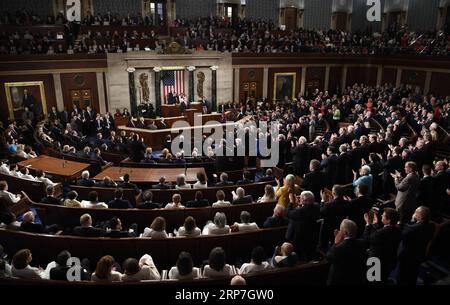 (190207) -- PECHINO, 7 febbraio 2019 -- il presidente degli Stati Uniti Donald Trump consegna il suo discorso sullo Stato dell'Unione ad una sessione congiunta del Congresso su Capitol Hill a Washington D.C., negli Stati Uniti, 5 febbraio 2019. ) XINHUA FOTO DEL GIORNO LiuxJie PUBLICATIONxNOTxINxCHN Foto Stock