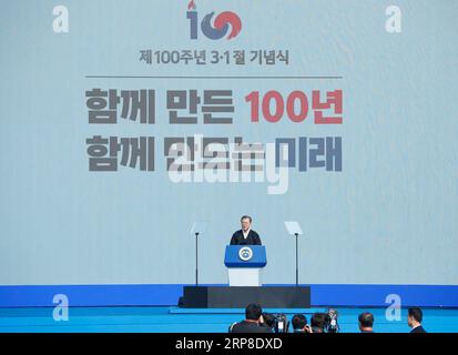 (190301) - SEOUL, 1 marzo 2019 (Xinhua) - il presidente sudcoreano Moon Jae-in tiene un discorso durante una cerimonia che segna il 100° anniversario del movimento di indipendenza del 1° marzo contro l'occupazione coloniale giapponese a Seul, Corea del Sud, 1° marzo 2019. (Xinhua/Wang Jingqiang) COREA DEL SUD-MARZO PRIMO MOVIMENTO DI INDIPENDENZA-CERIMONIA PUBLICATIONxNOTxINxCHN Foto Stock