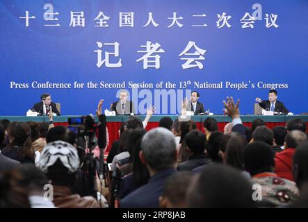 (190308) -- PECHINO, 8 marzo 2019 -- il consigliere di Stato cinese e ministro degli Esteri Wang Yi (II L) partecipa ad una conferenza stampa sulla politica estera e le relazioni della Cina ai margini della seconda sessione del XIII Congresso Nazionale del popolo a Pechino, capitale della Cina, 8 marzo 2019. ) (DUE SESSIONI)CHINA-BEIJING-NPC-CONFERENZA STAMPA-WANG YI (CN) SHENXBOHAN PUBLICATIONXNOTXINXCHN Foto Stock