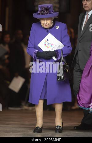 (190311) -- LONDRA, 11 marzo 2019 -- la regina Elisabetta II della Gran Bretagna parte dopo aver partecipato alle celebrazioni del Commonwealth Day presso l'Abbazia di Westminster a Londra, in Gran Bretagna, l'11 marzo 2019. ) BRITAIN-LONDON-COMMONWEALTH DAY RayxTang PUBLICATIONxNOTxINxCHN Foto Stock
