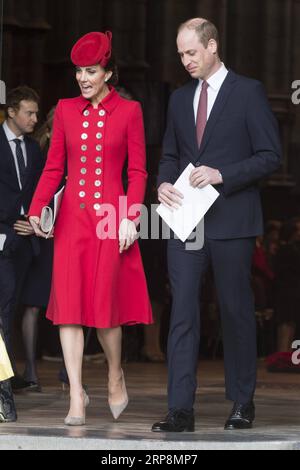 (190311) -- LONDRA, 11 marzo 2019 -- il principe William (R) della Gran Bretagna, duca di Cambridge, e sua moglie Catherine, duchessa di Cambridge, partono dopo aver partecipato alle celebrazioni del Commonwealth Day all'Abbazia di Westminster a Londra, in Gran Bretagna, l'11 marzo 2019. ) BRITAIN-LONDON-COMMONWEALTH DAY RayxTang PUBLICATIONxNOTxINxCHN Foto Stock