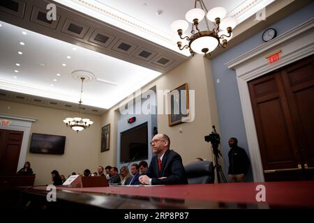 (190313) -- PECHINO, 13 marzo 2019 -- U.S. Acting Director of the Office of Management and budget Russell Vought (Front) testimonia davanti alla House budget Committee on President Donald Trump S Fiscal Year 2020 budget on Capitol Hill in Washington D.C. 12 marzo 2019. ) XINHUA FOTO DEL GIORNO TingxShen PUBLICATIONxNOTxINxCHN Foto Stock