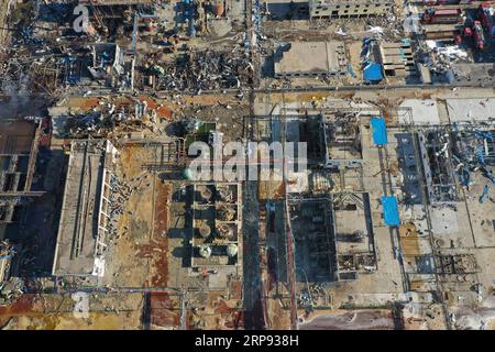 (190322) -- XIANGSHUI, 22 marzo 2019 (Xinhua) -- foto aerea scattata il 22 marzo 2019 mostra il sito di un'esplosione di fabbrica in un parco industriale chimico a Yancheng, nella provincia di Jiangsu nella Cina orientale. Il bilancio delle vittime è salito a 44 e altri 90 sono stati gravemente feriti dopo un'esplosione strappata attraverso un parco industriale giovedì pomeriggio a Yancheng, nella provincia di Jiangsu della Cina orientale, il quartier generale di soccorso ha detto venerdì. Un totale di 640 persone stanno ricevendo cure mediche negli ospedali. Tra di loro, 32 sono ancora in condizioni critiche e altri 58 subiscono gravi lesioni, secondo la headq di soccorso Foto Stock