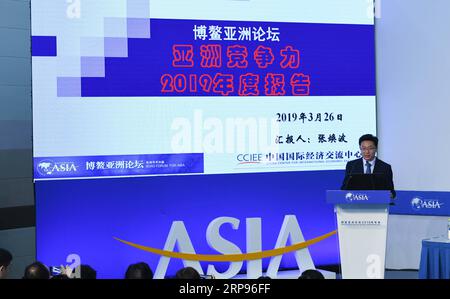 (190326) -- BOAO, 26 marzo 2019 (Xinhua) -- Zhang Huanbo, vicedirettore dell'Institute of American and European Studies of China Center for International Economic Exchange, parla a una conferenza stampa della conferenza annuale del Boao Forum for Asia (BFA) a Boao, nella provincia di Hainan nel sud della Cina, il 26 marzo 2019. (Xinhua/Yang Guanyu) CHINA-HAINAN-BFA-CONFERENZA STAMPA (CN) PUBLICATIONxNOTxINxCHN Foto Stock