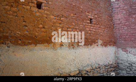 Le mura più antiche dell'antica città di Troia. Circa 2500-2300 a.C. Tevfikiye, Turchia Foto Stock