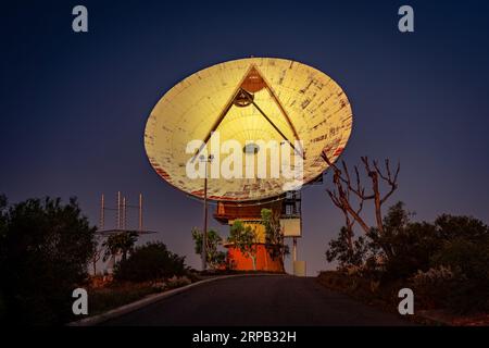 Antenna radiotelescopio a Carnarvon, WA, Australia Foto Stock